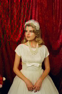 Image 3 of 1960s Flower Net Veil