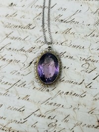 Image 1 of Superbe pendentif en argent massif, améthyste en filigrane d’argent plaqué or , XIXème siècle
