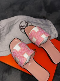 Image 2 of Glittery pink H sliders 🌸