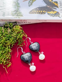 Image 1 of Black Onyx Hearts