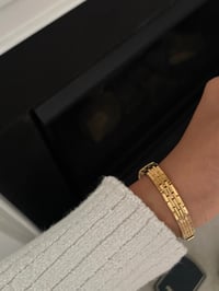 Image 5 of Pulsar By SEIKO Gold Tone White Dial - NEW IN BOX ✨