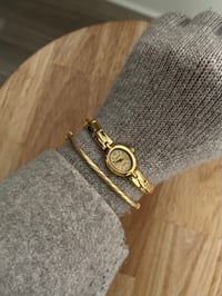 Image 2 of RARE Vintage CROTON 18K Gold Dainty Ladies Watch- New in Box ⚜️