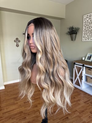 Image of Delia (ready to ship)