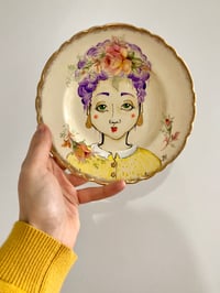 Image 1 of Violetta - Decorative Plate
