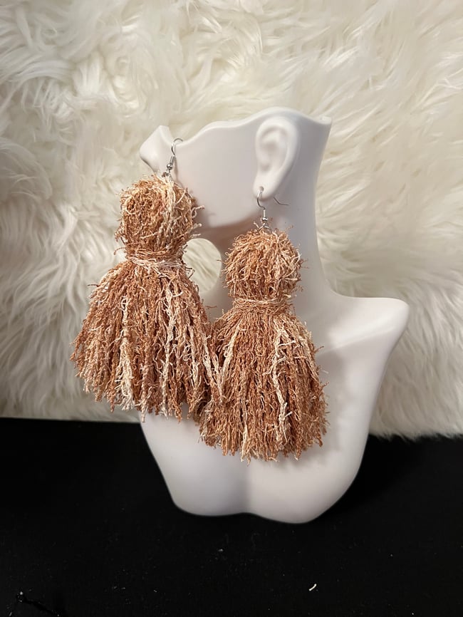 Short Tassel Earrings 
