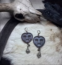 Crying Hearts 