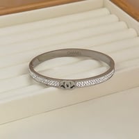 Image 1 of CC Silver color Clip Clasp Bracelet 17cm