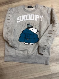 Medium Snoopy igloo destroyed sweatshirt *no stretch