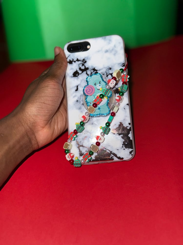 Image of Clay Beads Phone Accesory ❄️🎄