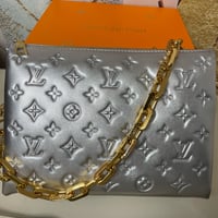 Image 4 of CLASS SILVER PURSE