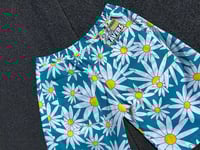 Image 4 of Baggy Shorts - floral 1/1