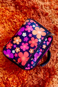 Image 4 of Insulated lunchbox or makeup bag in lazy daze dark