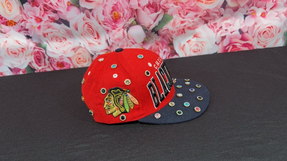 Image of 1 of 1 Unisex Chicago Blackhawks SnapBack stones hat 
