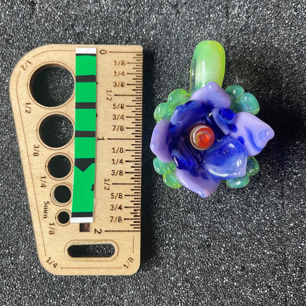 Image of Flower Pendant 10