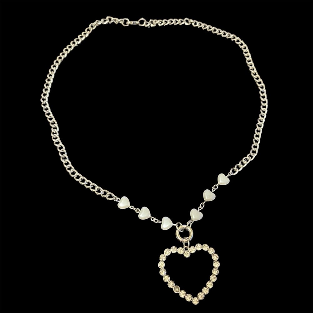 Image of LITTLE HEART NECKLACE