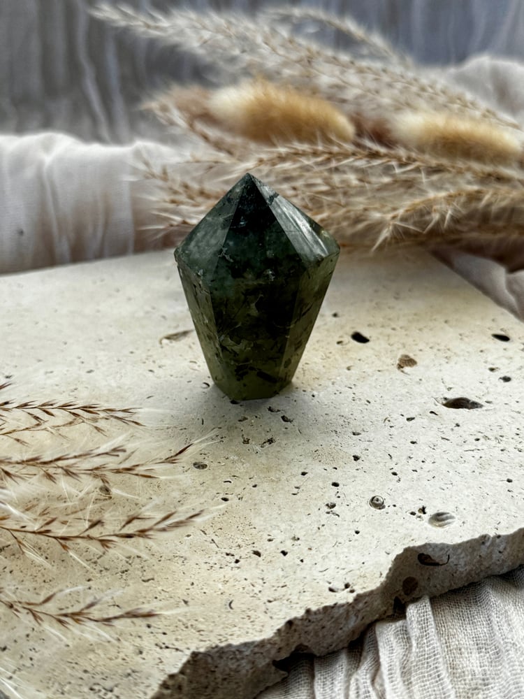 Image of Prehnite Cupcake Tower 