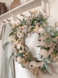 Image 2 of Classic pumpkin & foliage wreath 
