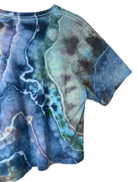 Image 7 of M Crop Tee in Cool Geode Ice Dye