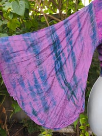 Image 4 of Wanderlust Stevie top purple tie dye black upto 14