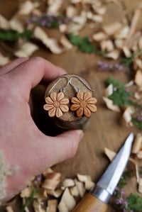Image 4 of Daisy Flower ~ Earrings