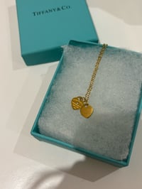 Image 2 of Gold double heart necklace