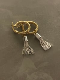 Image 2 of No Hassle Tassle Hoops