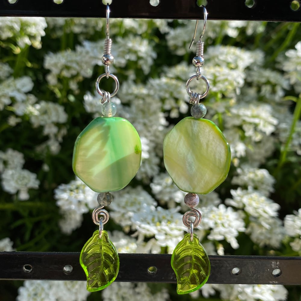 Image of spring in the meadow earrings