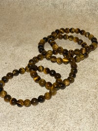 Image 2 of Yellow tiger eye 8mm