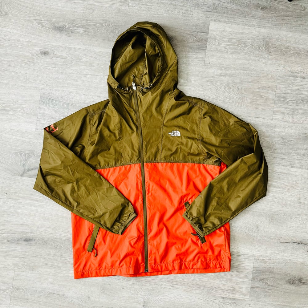 Image of THE NORTH FACE WINDBREAKER JACKET - SIZE - LARGE