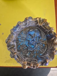 Image 2 of Skull ashtray 1