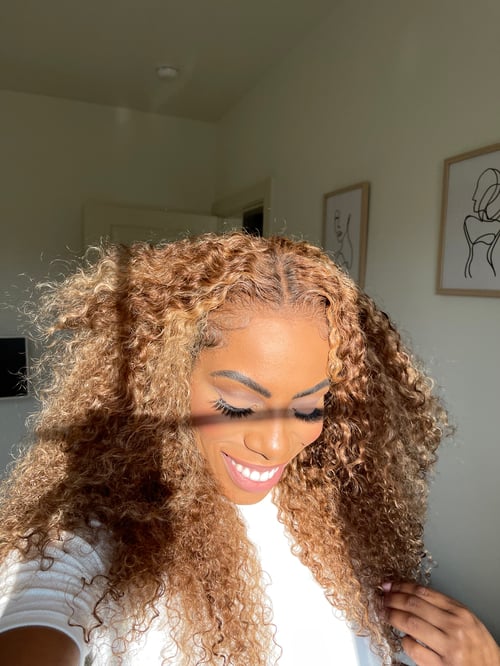 Image of 24 inch GOLDEN BLONDE BALAYAGE CURLY LACE CLOSURE WIG 