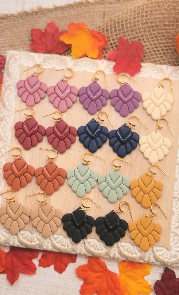 Image of The Vera Dangle