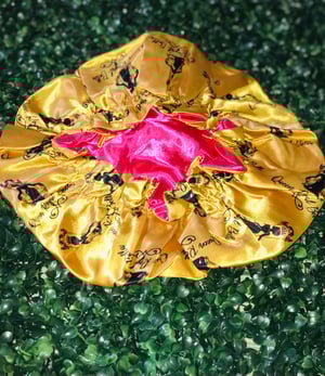 Image of Queen Royal Bella Bonnet