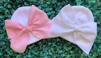 XL Bow newborn hats 