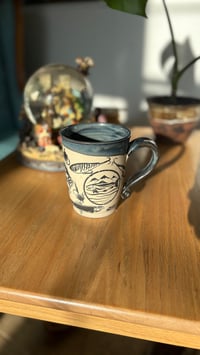 Image 8 of Fishing mug 06