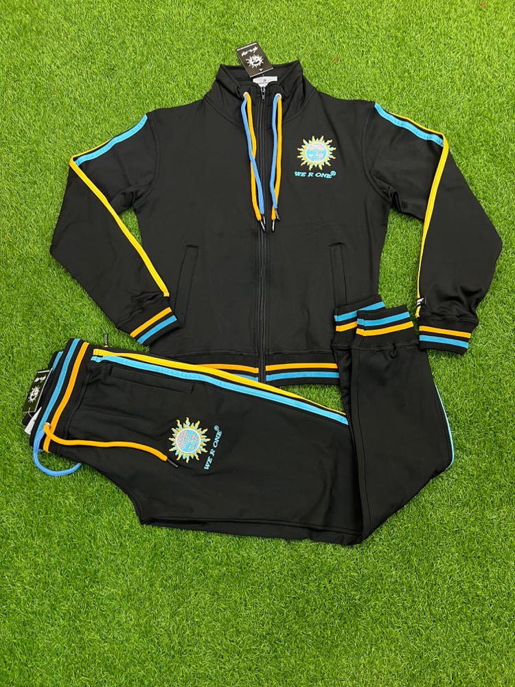 Image of 1/2 ZIP MOCK DOUBLE STRING UNIT - BLK