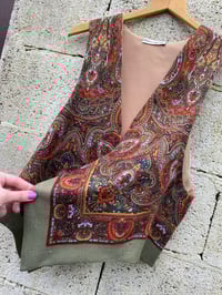 Image 2 of Chaleco feito a man. FOLIADA184. Talla S/M. En StOCK