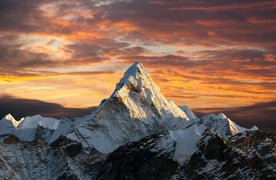 Everest Home