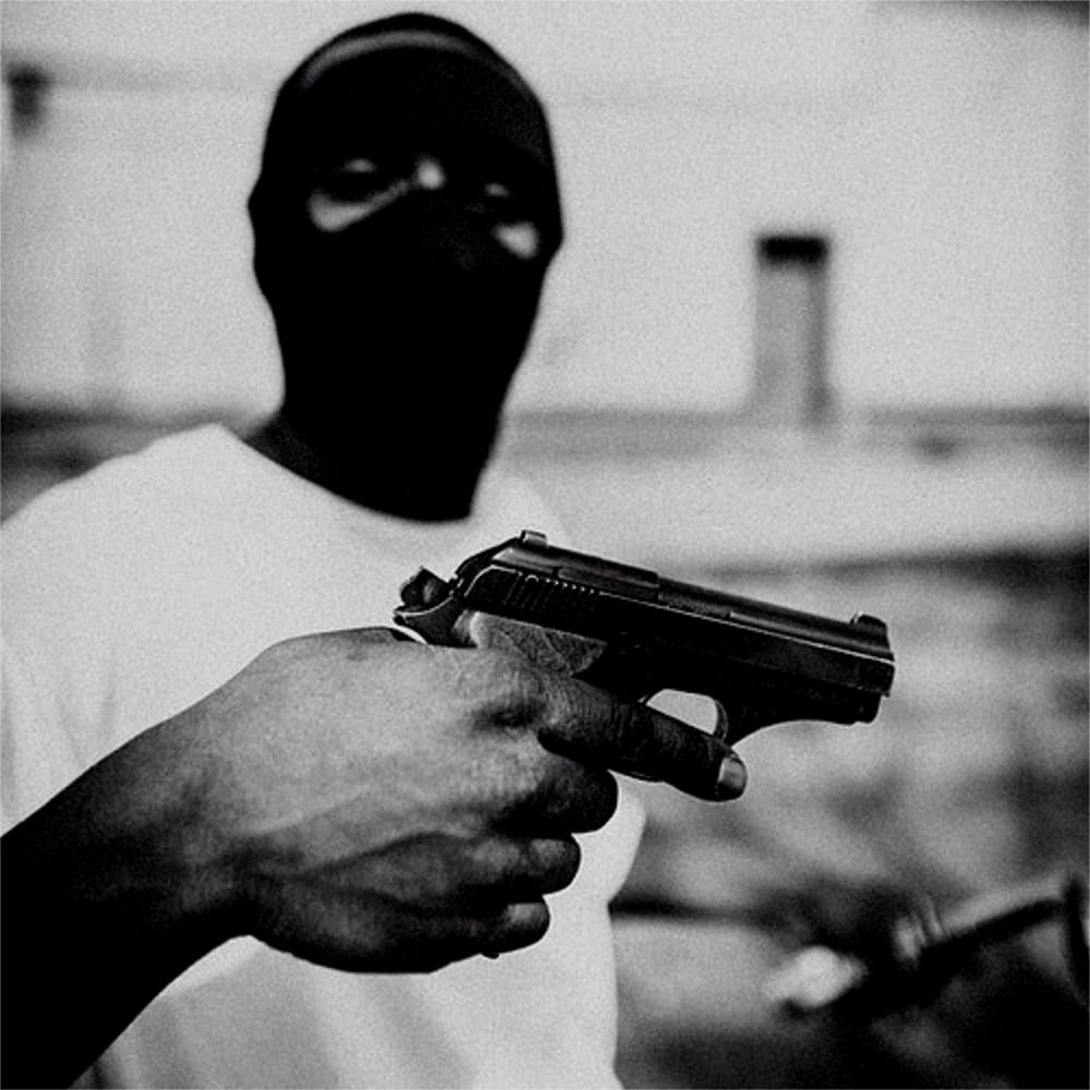 Niggas gangsta. Гетто бандиты. Бандит из гетто. Крутые бандиты. Бандит со стволом