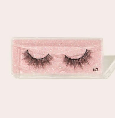 Lexis lashes & nails  Home