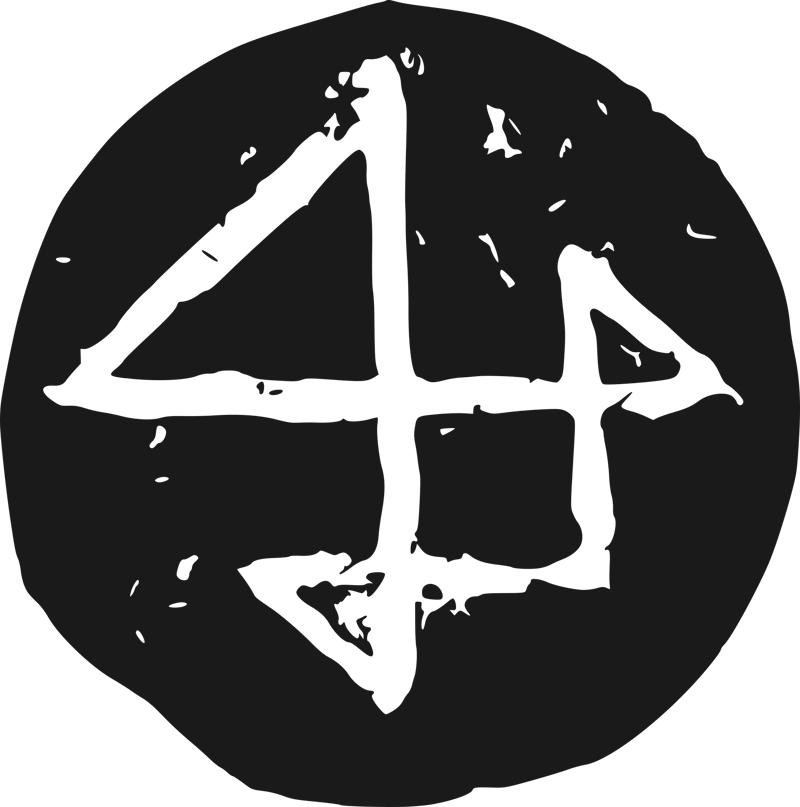 QUATROMUSTACHIOS Home